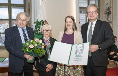 Verleihung des Josef-Krainer-Förderungspreises an Agnes Gmoser.